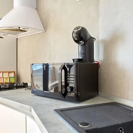 By R S Appart hôtel 4*