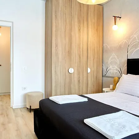 Aparthotel By R S