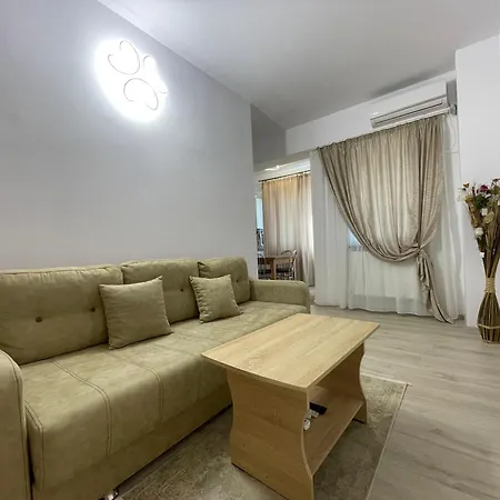 Aparthotel By R S 3*