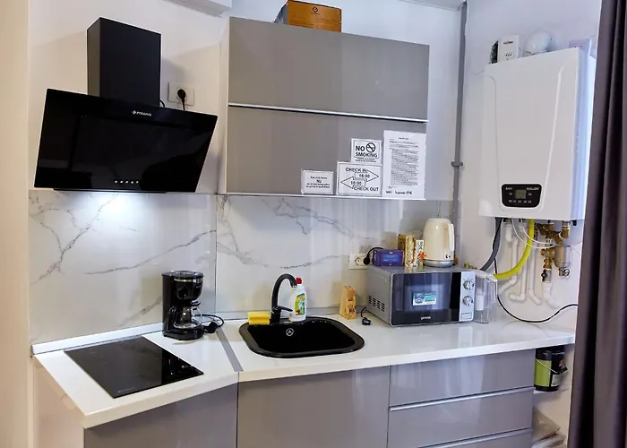 Апарт-отель By R S Нэводари