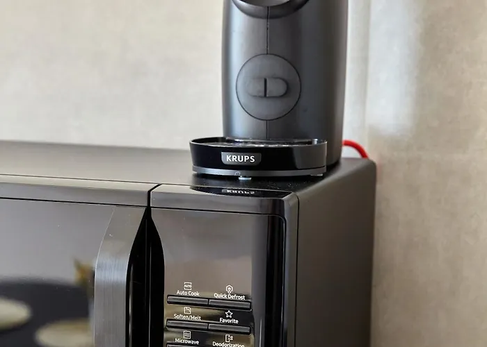 By R S Нэводари